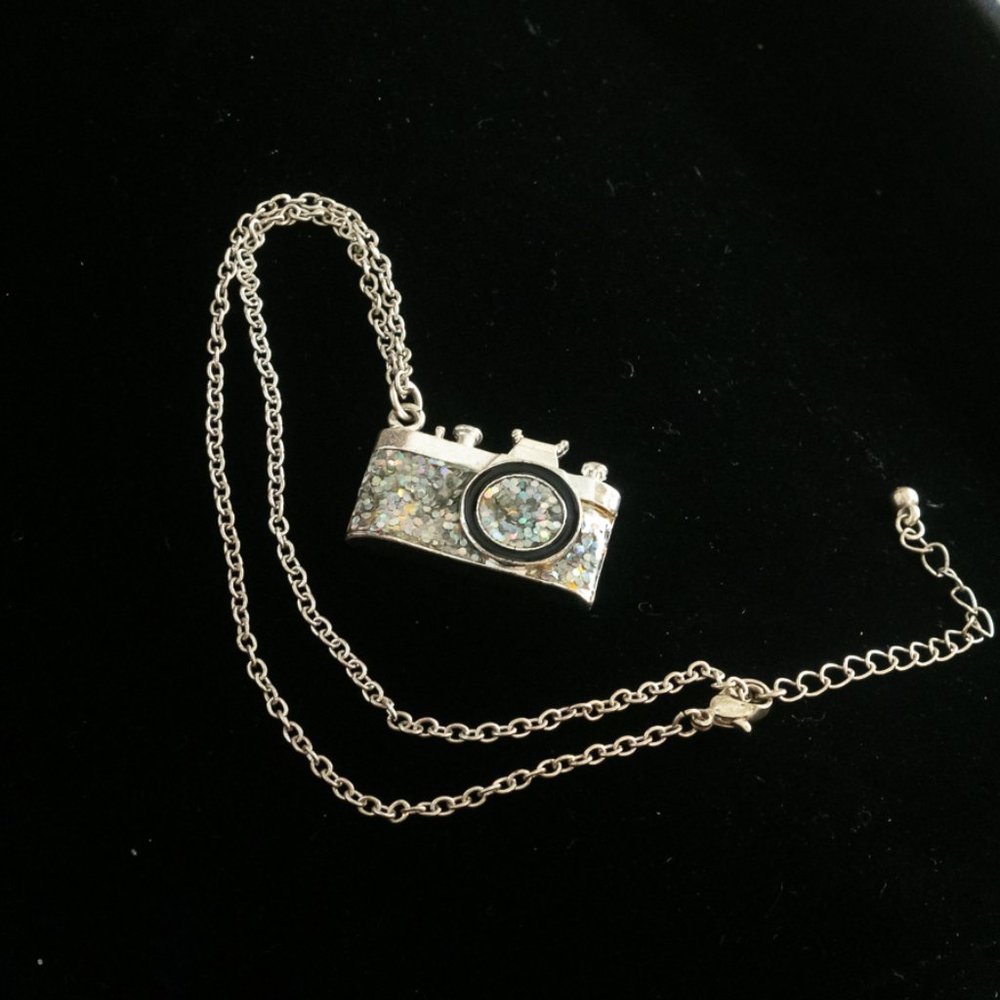 Glittery Camera Pendant NWOT